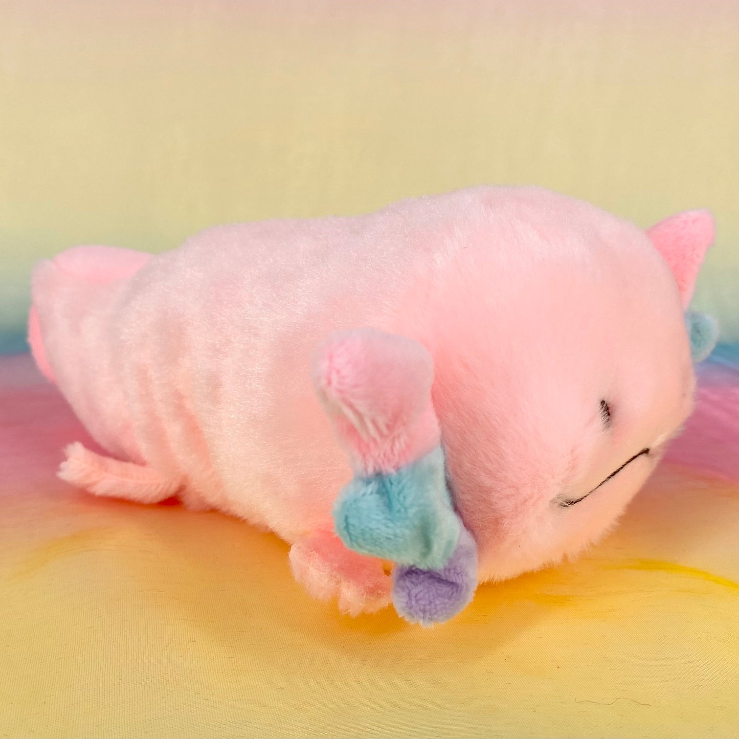 Yurutto The Axolotl - Pink Peach - Small